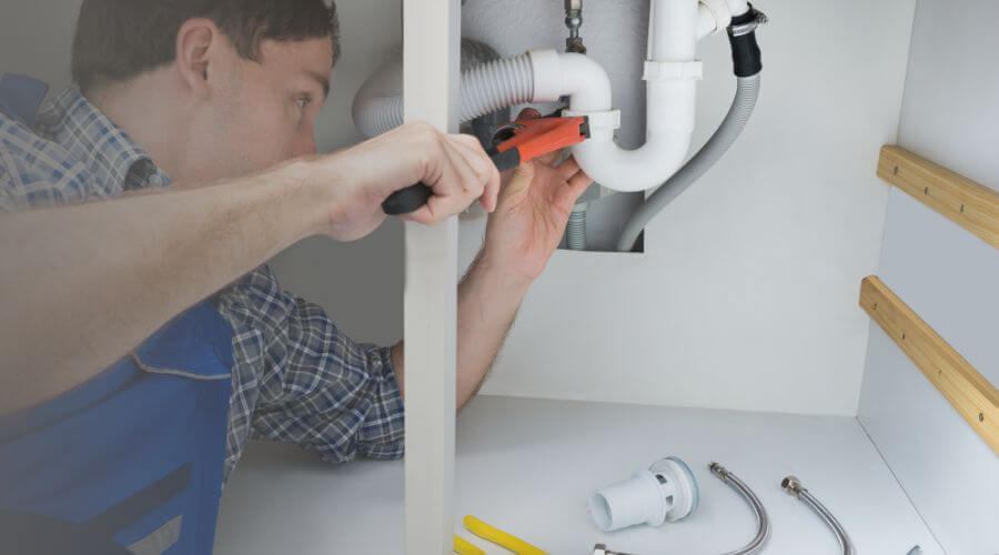 Local tankless water heater installation in Brinklow, MD